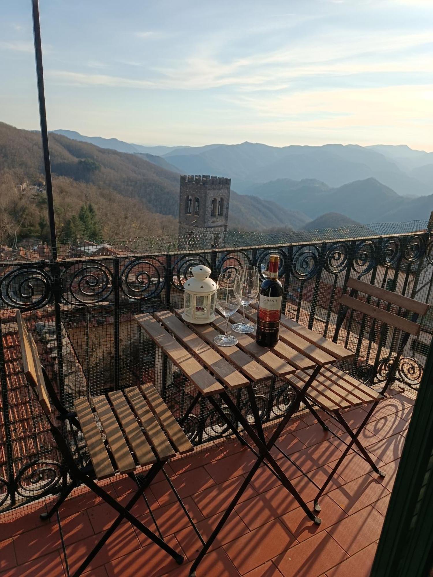 Casa Bellavista Villa Montefegatesi ภายนอก รูปภาพ