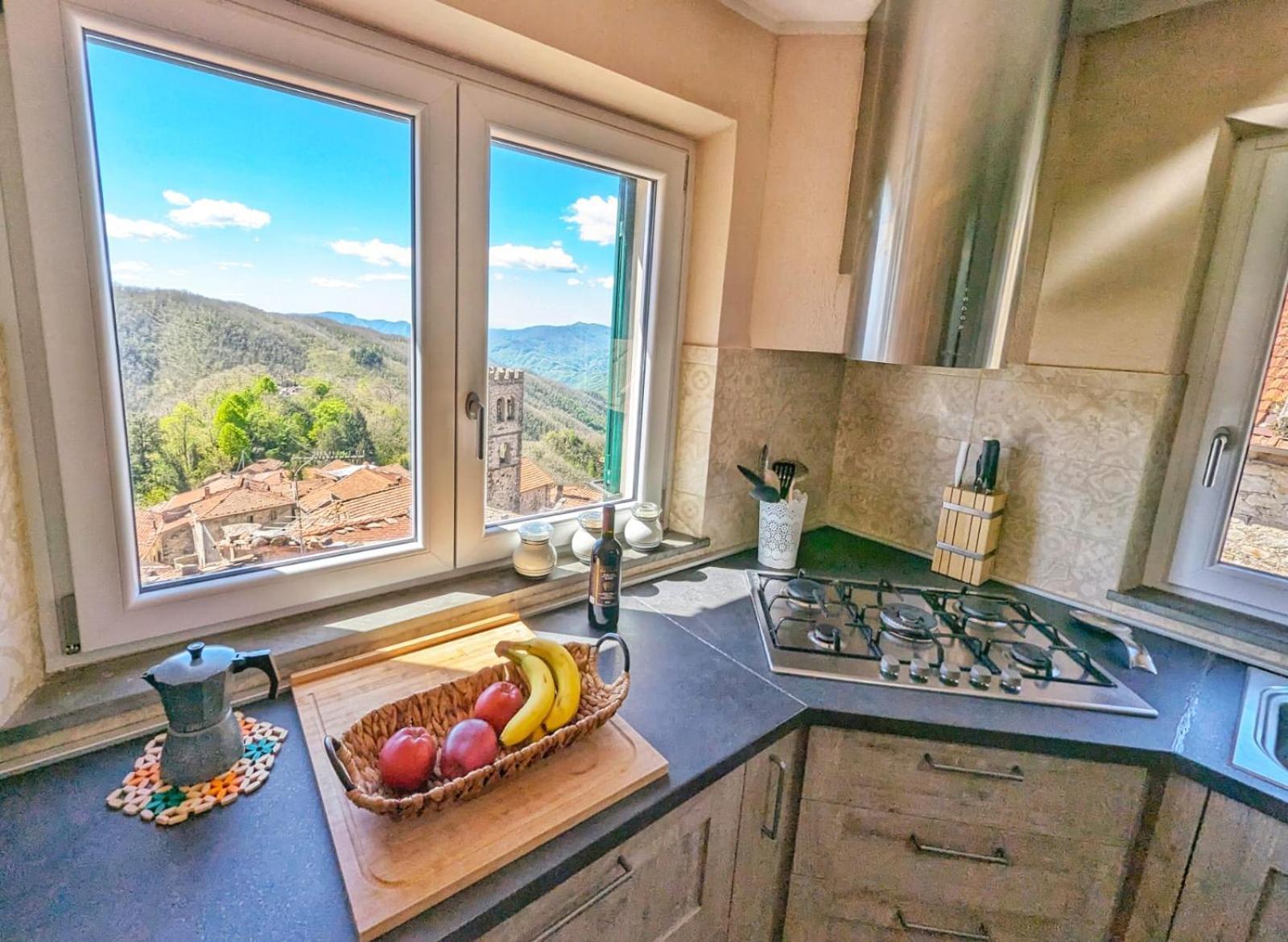 Casa Bellavista Villa Montefegatesi ภายนอก รูปภาพ